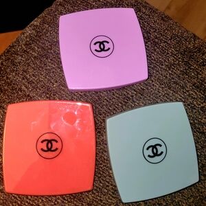 CHANEL Beauty Compact Choice Of Color - Lavender, Red or Mint